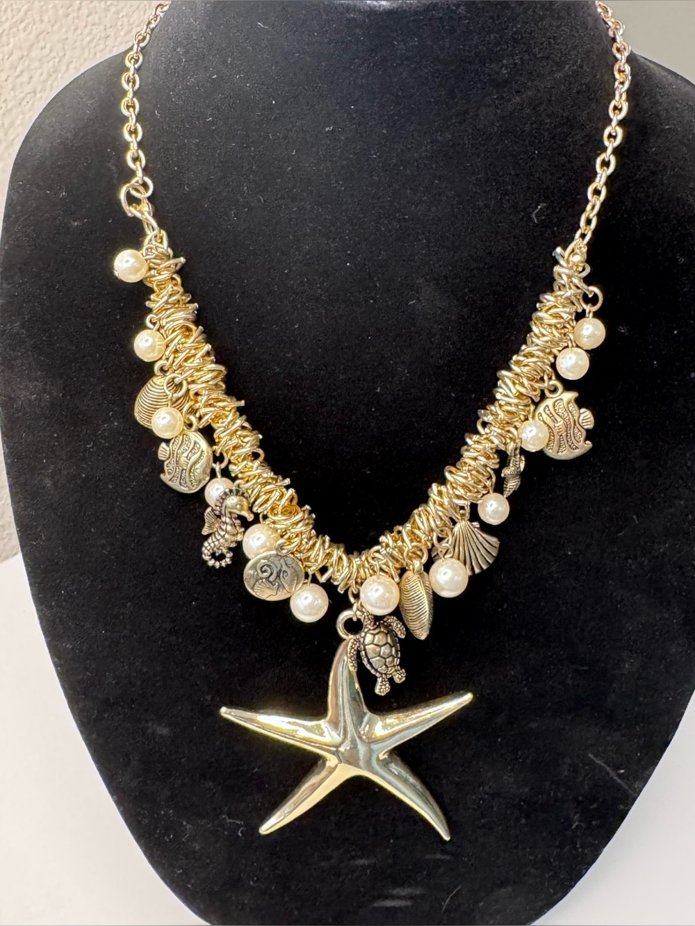 Starfish Ocean theme charm necklace